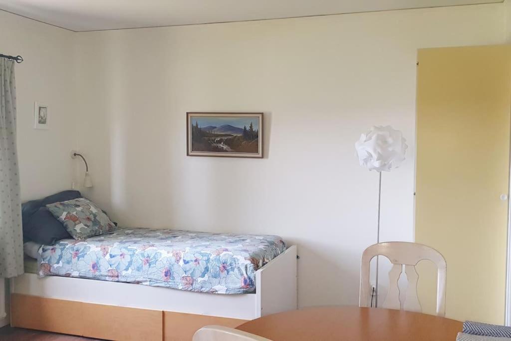 Ekhult Apartments - Ground Floor - Garden And Lake View Ulricehamn Extérieur photo