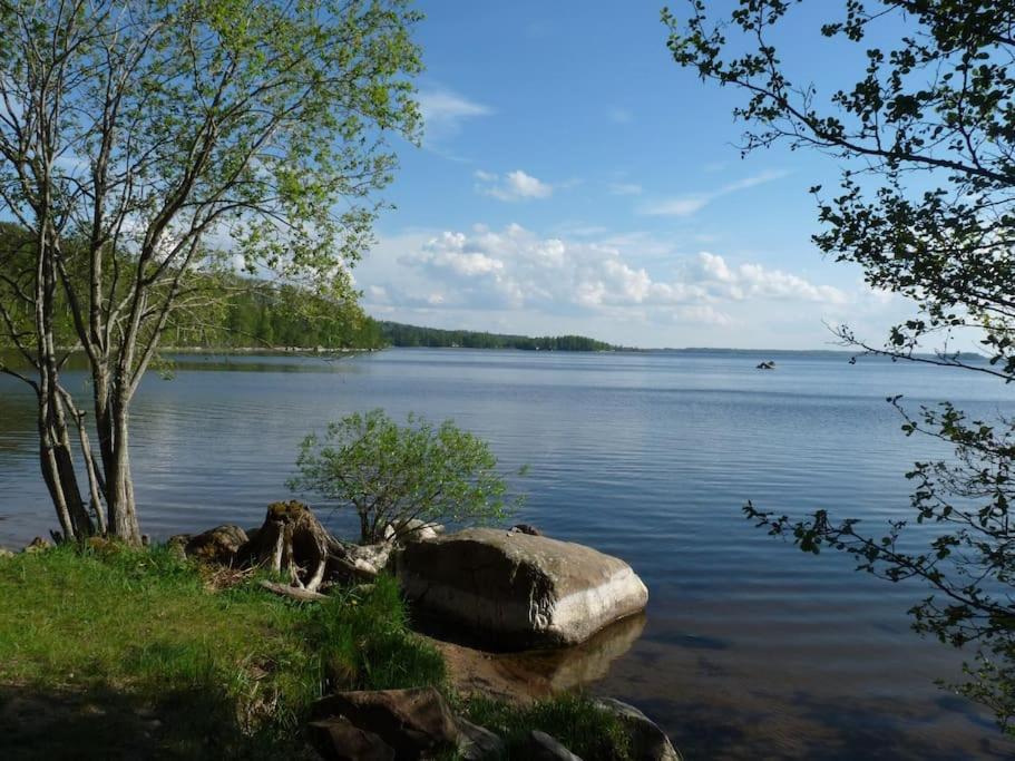 Ekhult Apartments - Ground Floor - Garden And Lake View Ulricehamn Extérieur photo