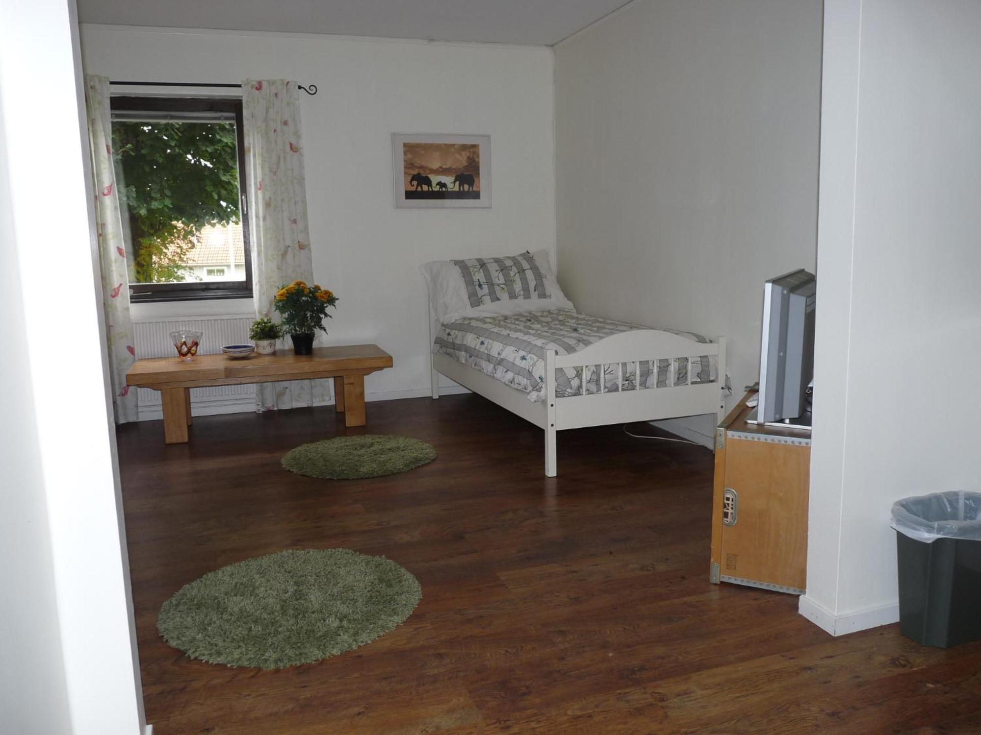 Ekhult Apartments - Ground Floor - Garden And Lake View Ulricehamn Chambre photo